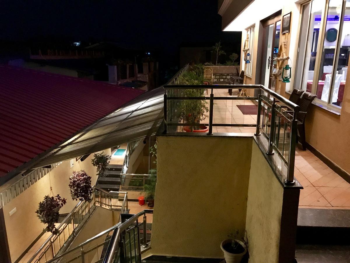 The Tal Paradise Bhīm Tāl Exterior foto
